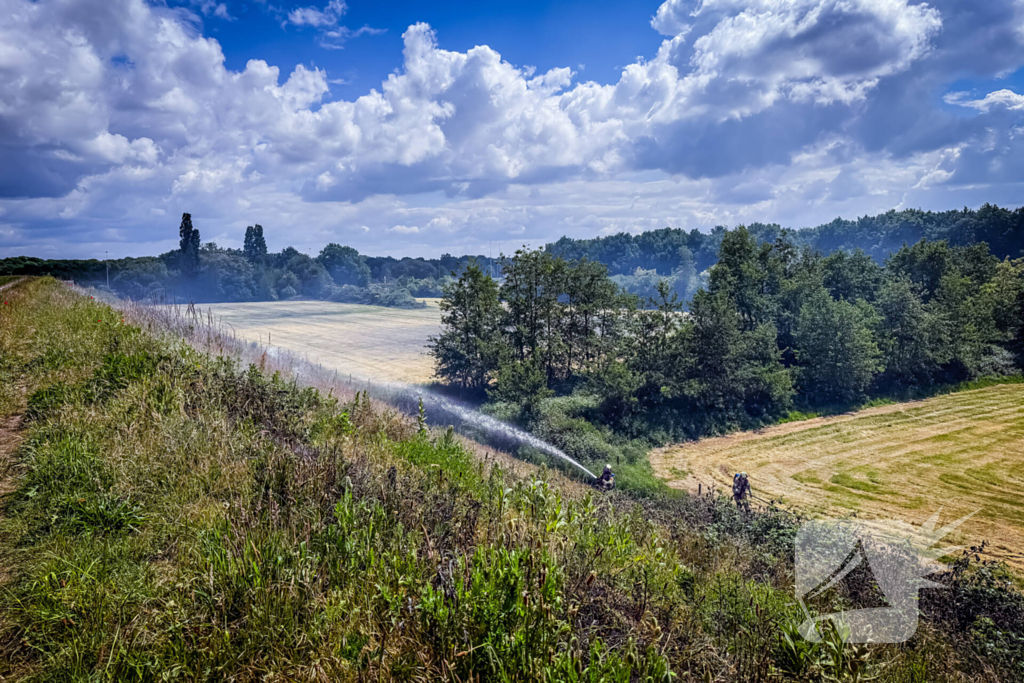 Flinke brand in bosrijke omgeving geblust