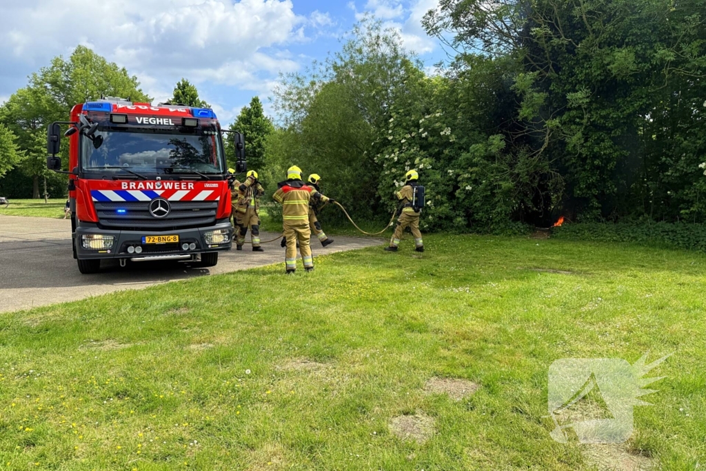 Scooter in brand gestoken