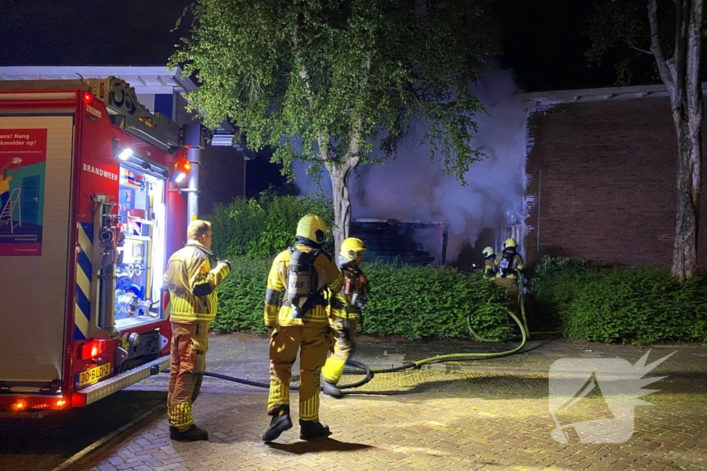 Brand verwoest schuur in de nacht