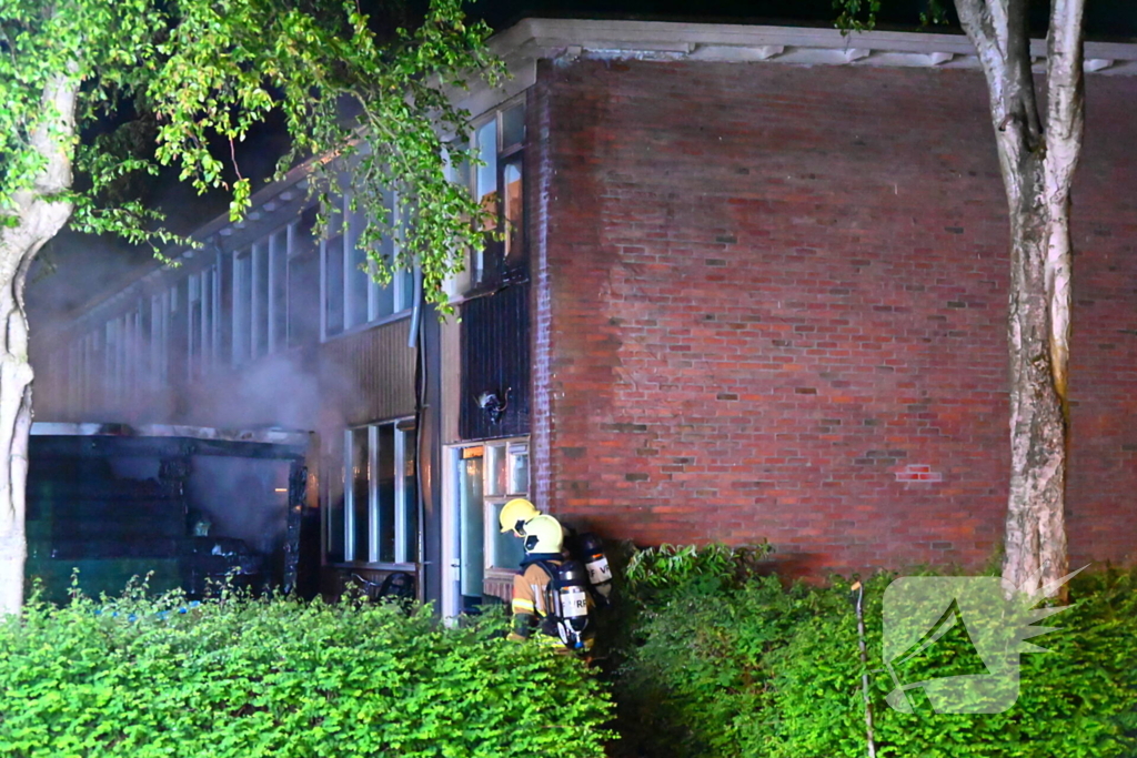 Brand verwoest schuur in de nacht