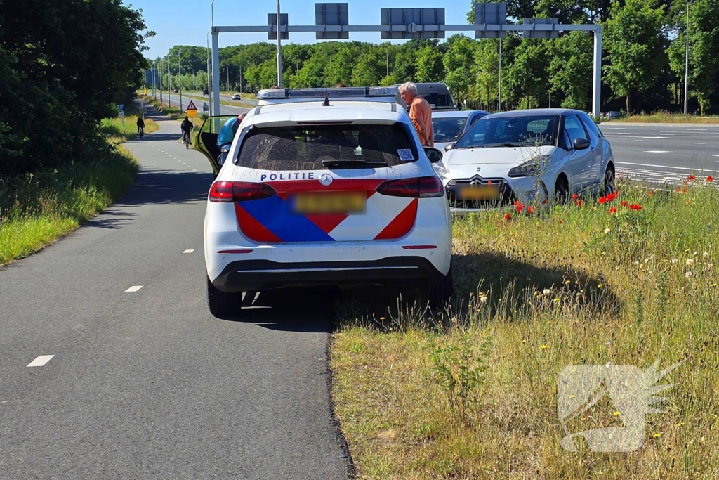 Ongeval met kop-staartbotsing bij stoplichten