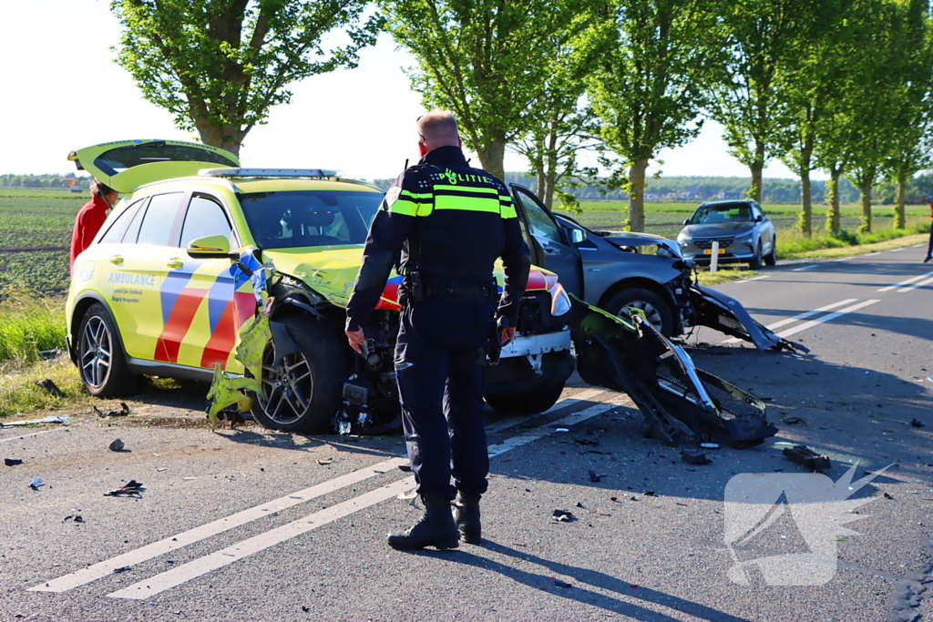 Ambulance betrokken bij ongeval