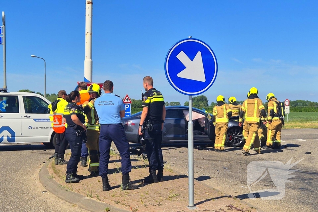 Ongeval met grote schade verstoort verkeer