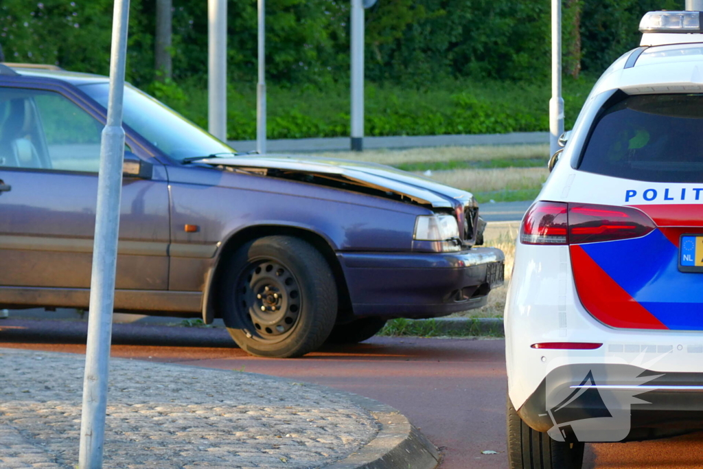 Ongeval tussen twee voertuigen