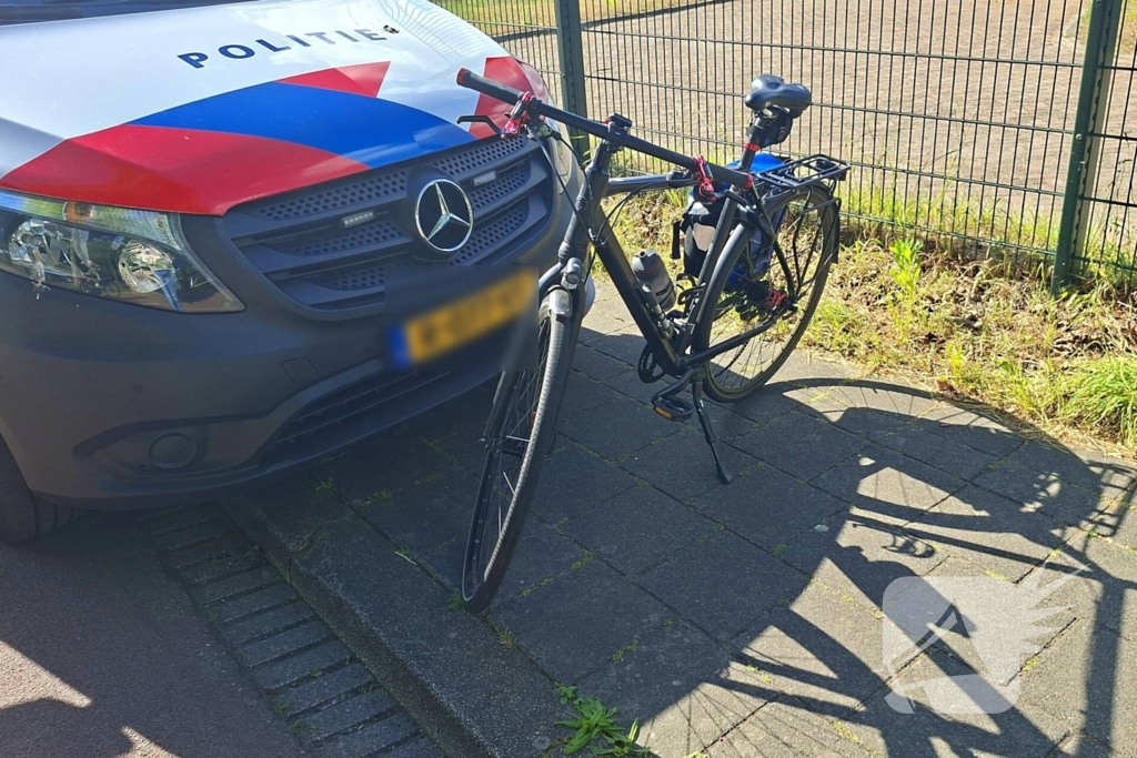 Verkeersongeluk tussen fietser en scooterrijder