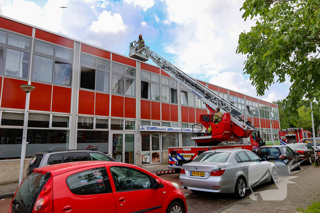 Brandweer ingezet voor brand in bedrijfspand