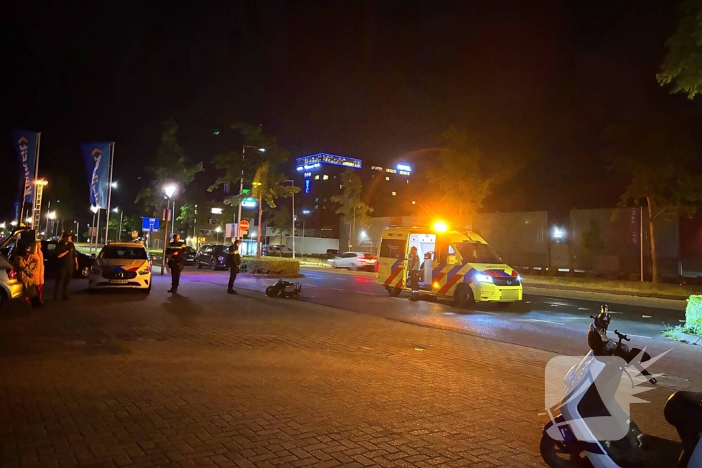 Botsing tussen auto en scooter