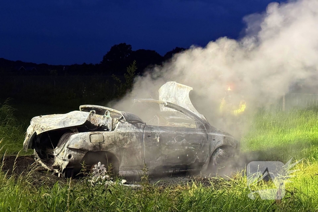 Brandweer ingezet voor autobrand