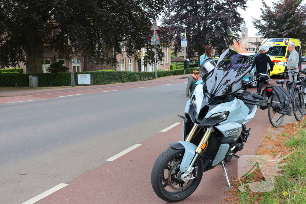 Fietser gewond bij aanrijding met motor