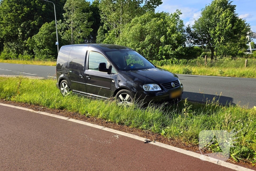 Fatbiker en automobilist botsen op elkaar