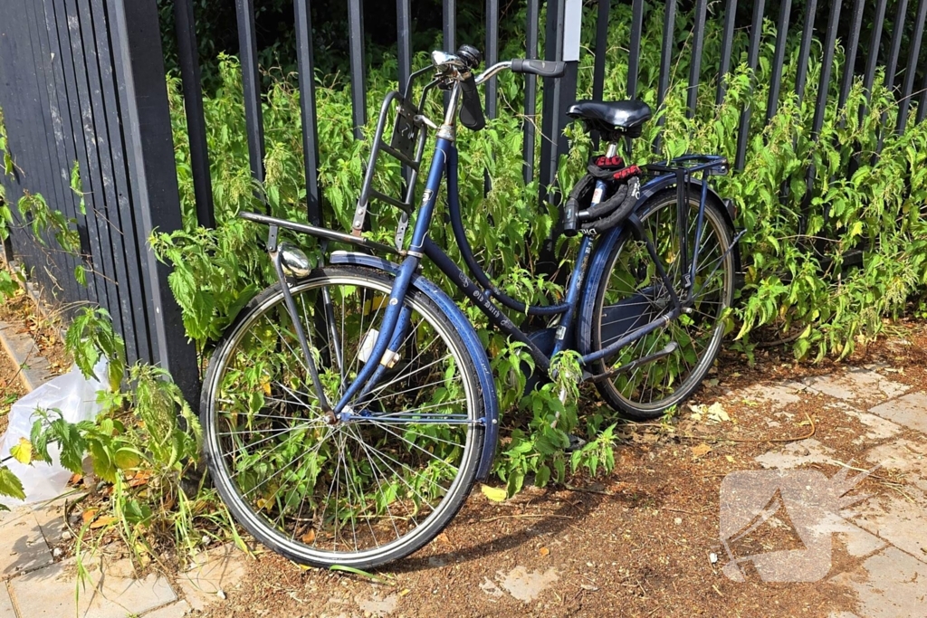 Fietser en bestelbus betrokken bij ongeval