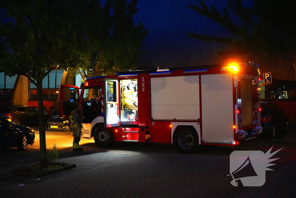 Brand op schoolplein snel geblust