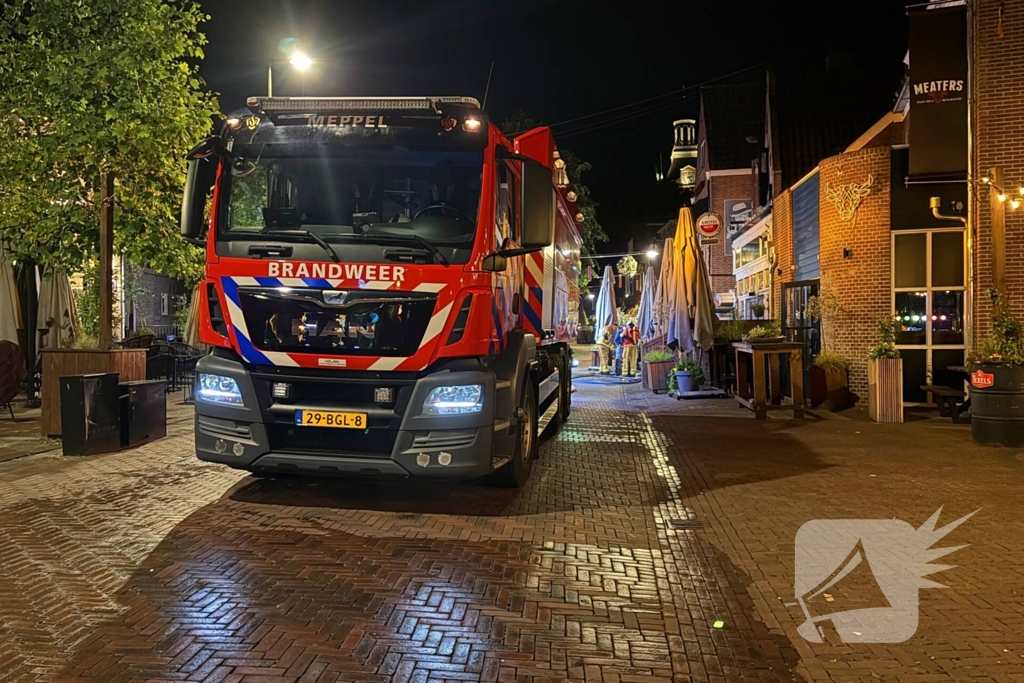 Geluidinstallatie vat vlam in club