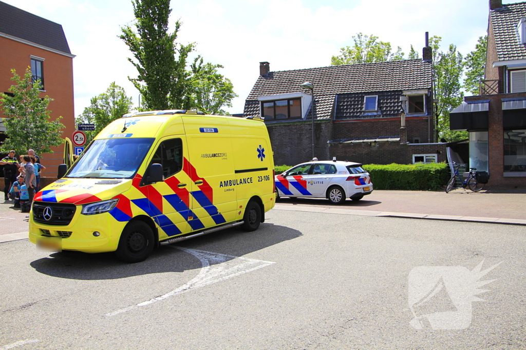 Bestuurder rijdt scootmobiel aan, merkt niks en rijdt door