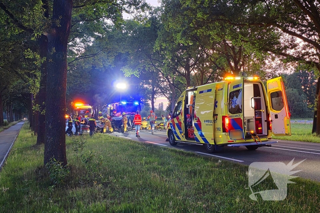 Dode bij ernstige frontale aanrijding