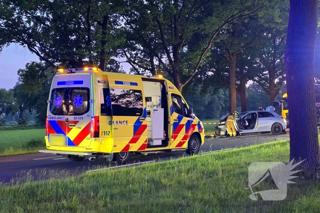 Dode bij ernstige frontale aanrijding