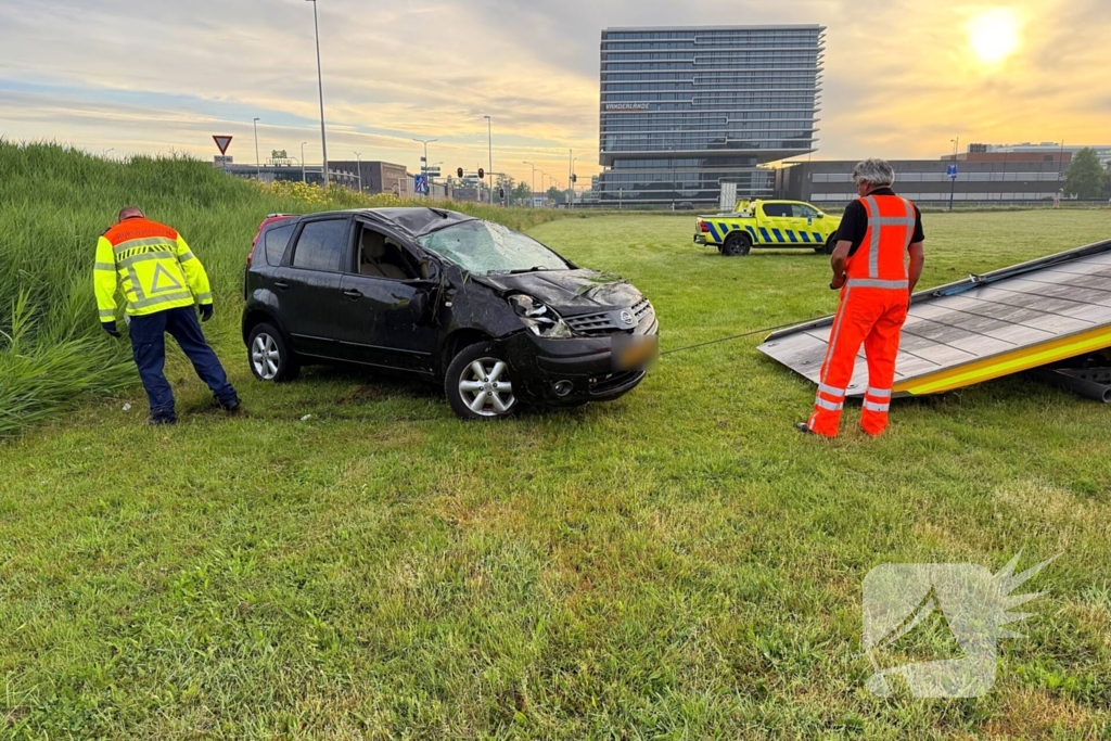 Dronken bestuurder eindigt in sloot na ongeval
