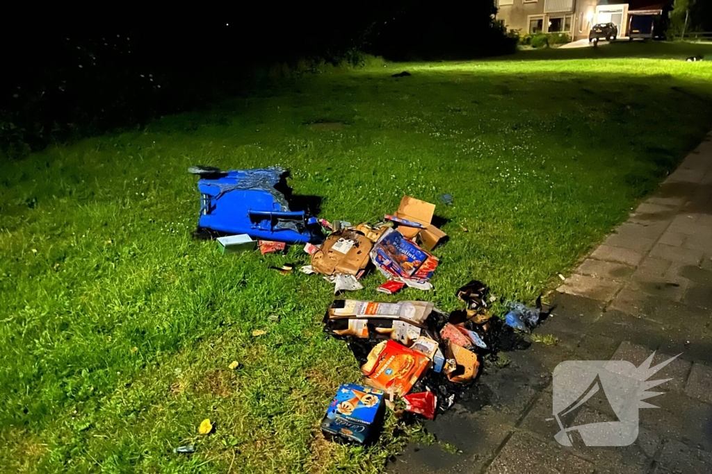 Brandweer blust twee branden