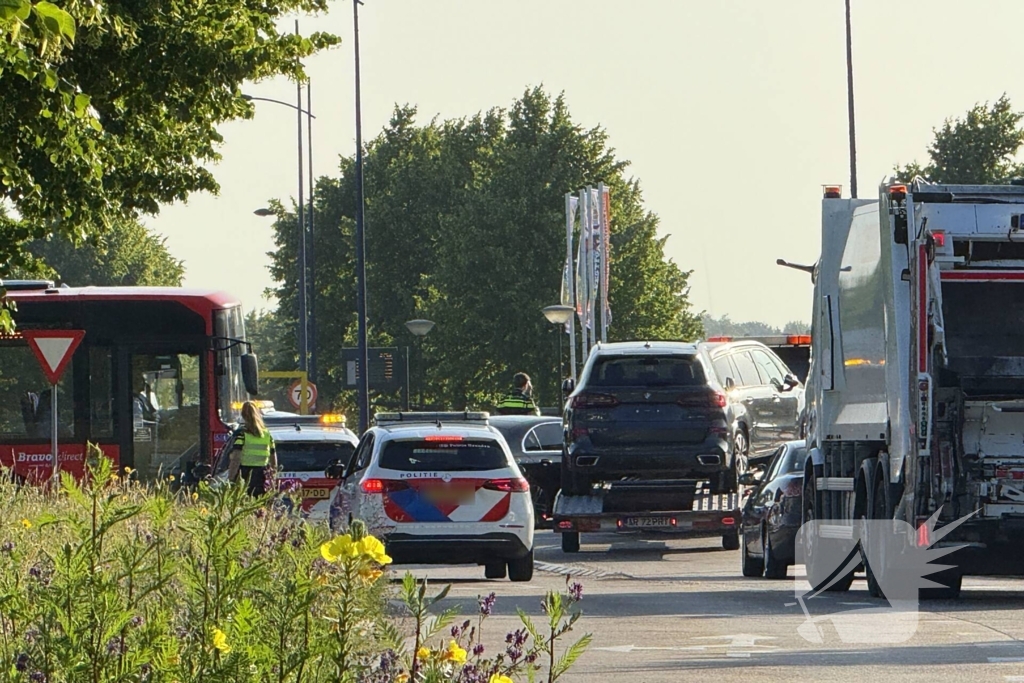 Camouflagekleding en wapen zorgen voor onrust