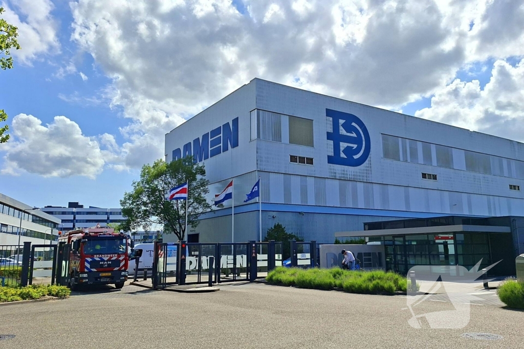 Stoom voor rook aangezien op schip