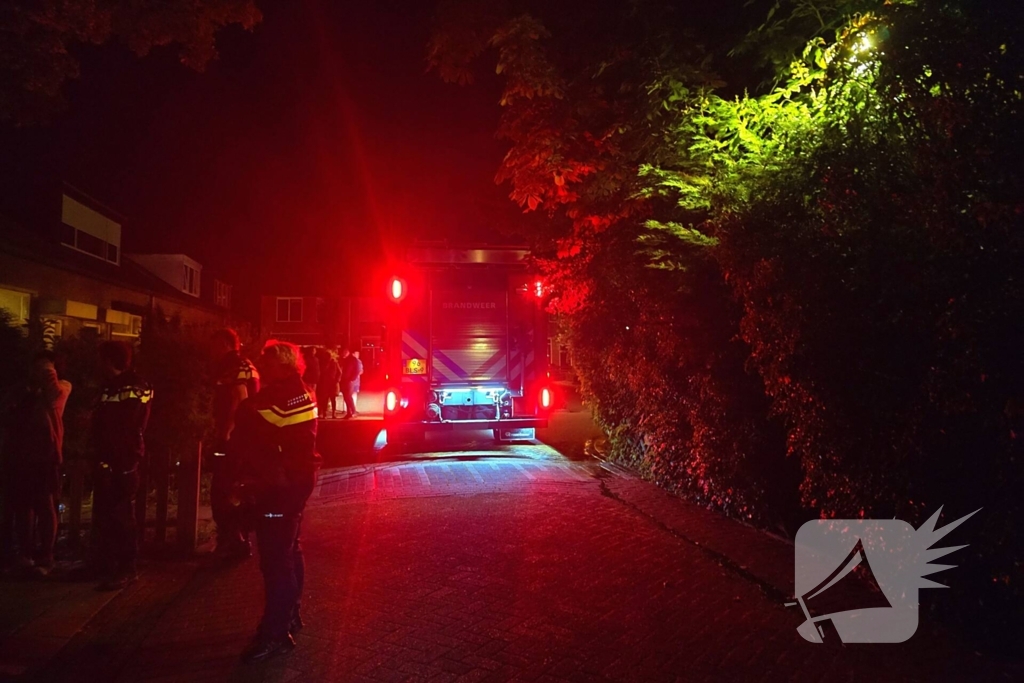 Politie onderzoekt explosie nabij woning