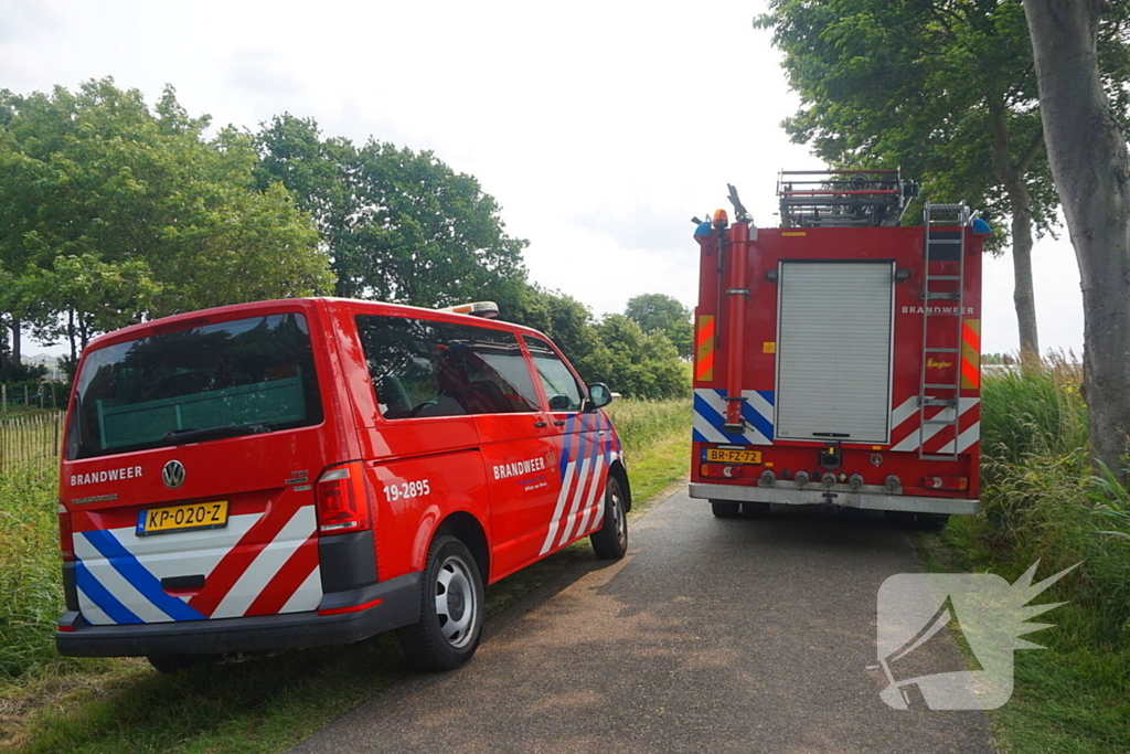 Paarden gered bij uitslaande brand