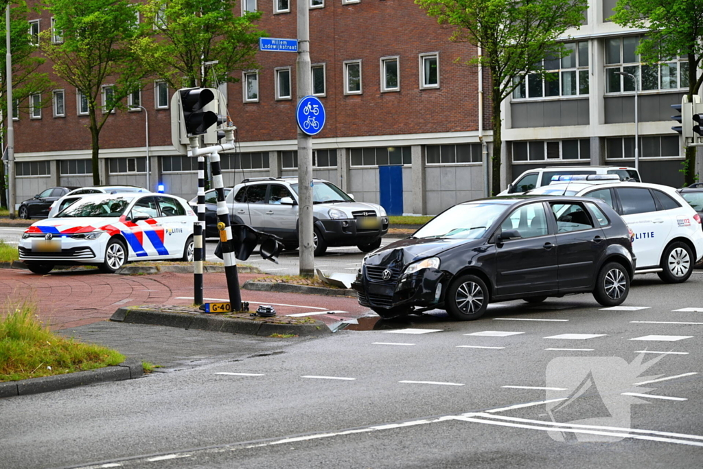 Ongeluk bij kruising met verkeerslicht