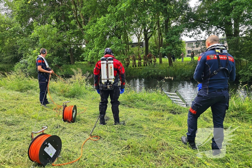 Hulpdiensten speuren naar mogelijke drenkeling