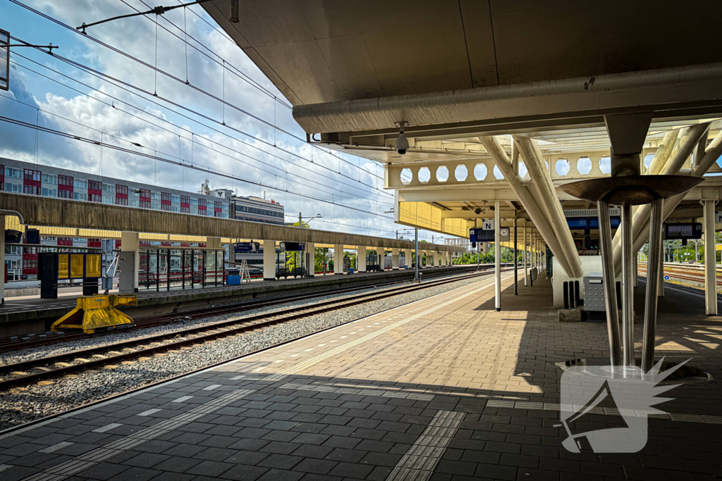 Landelijke NS staking zorgt voor gestrande reizigers en toeristen