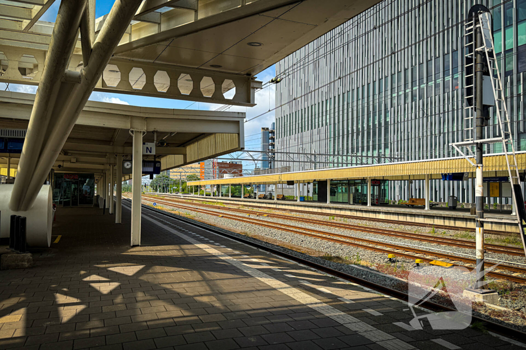 Landelijke NS staking zorgt voor gestrande reizigers en toeristen