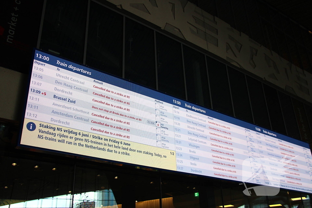 Staking legt treinverkeer stil