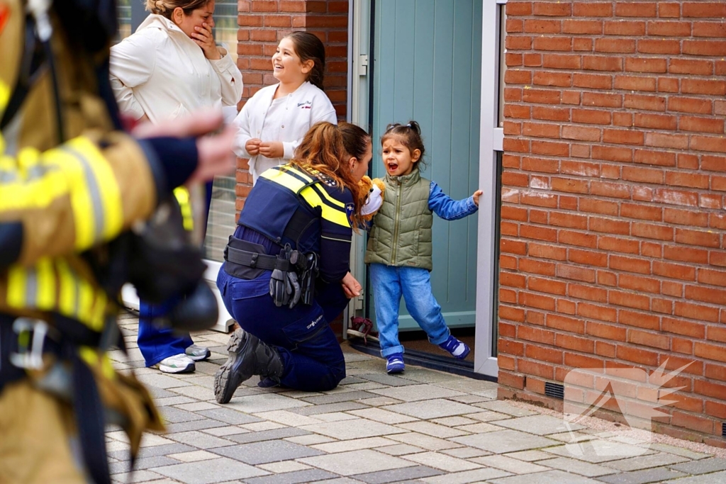 Kind getroost na woningbrand