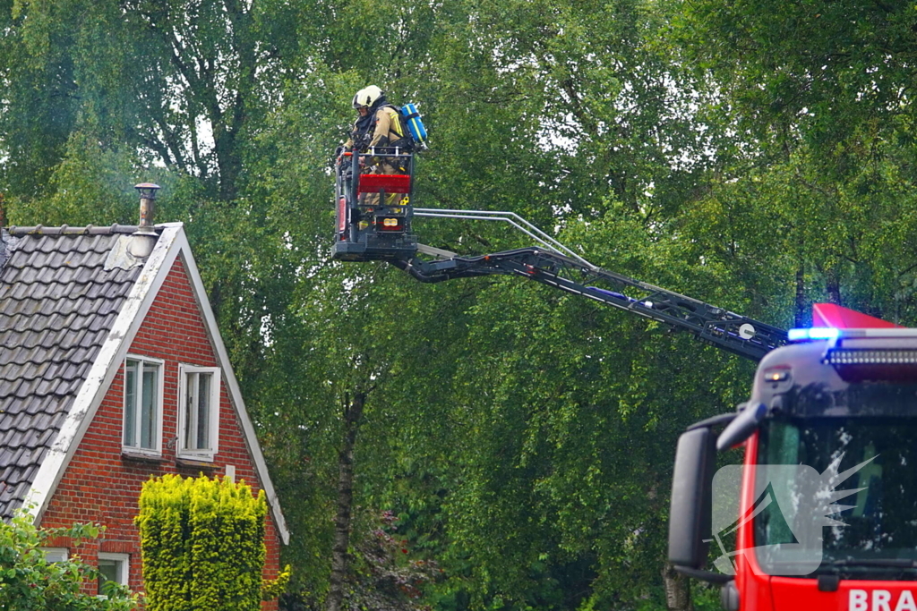 Weg dicht vanwege schoorsteenbrand