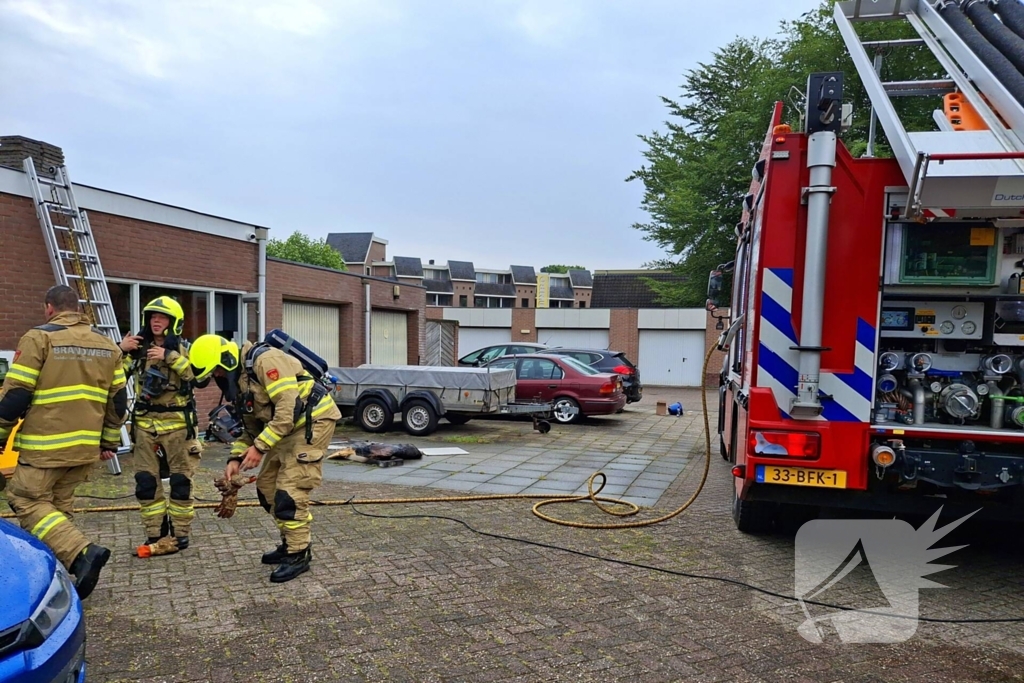 Brand in magazijn van huishoudwinkel