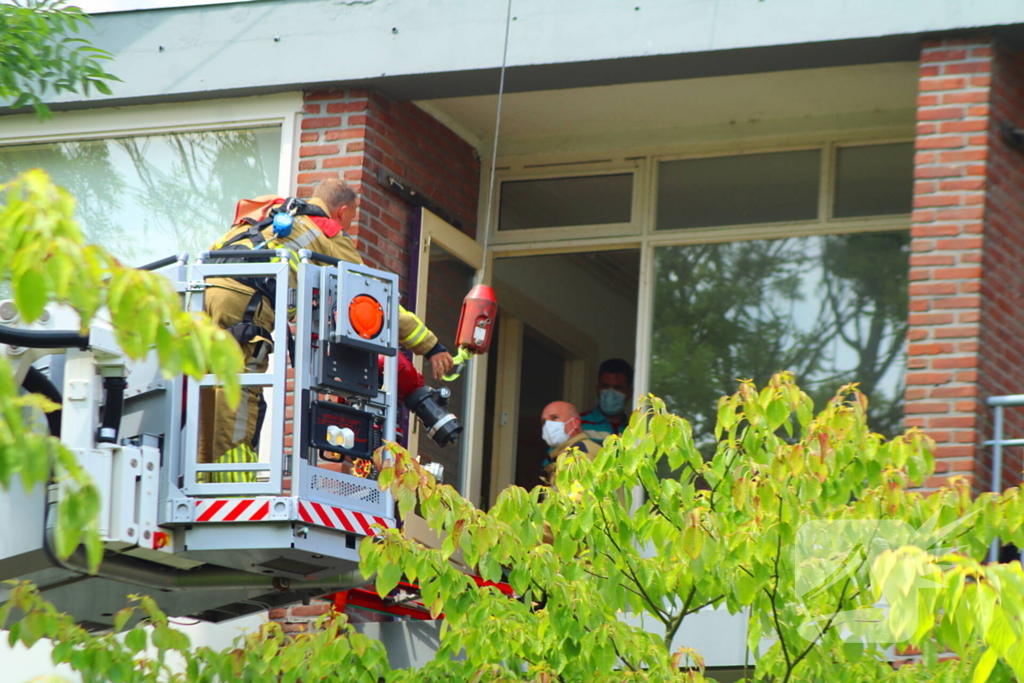 Brandweer zet zwaar materieel in voor hulpverlening