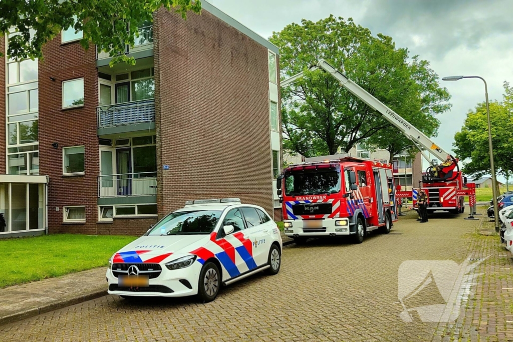 Brandweer zet zwaar materieel in voor hulpverlening