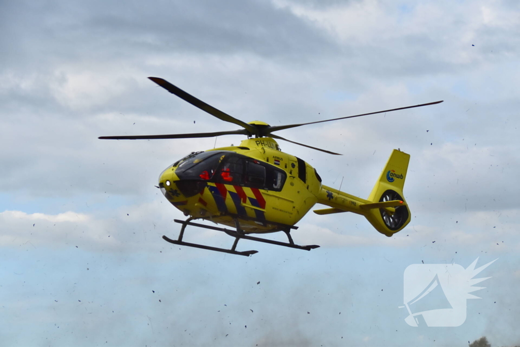 Bejaarde overlijdt na val in water