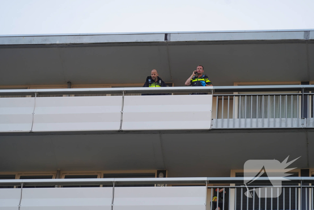 Politie-onderzoek na incident bij flat