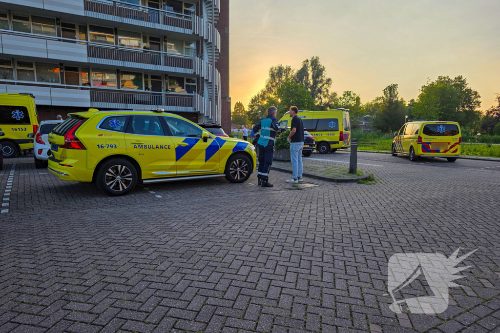 Politie-onderzoek na incident bij flat