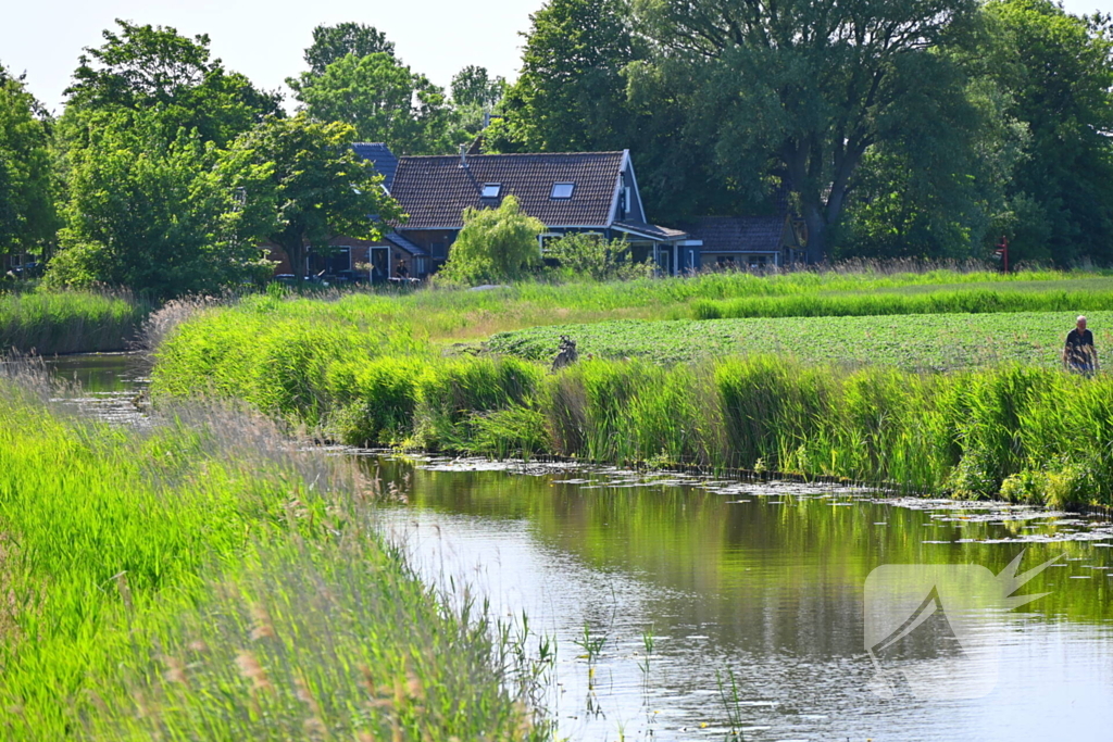 Minirooimachine belandt in vaart