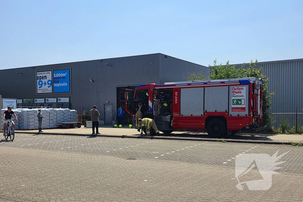 Magazijnbrand snel onder controle