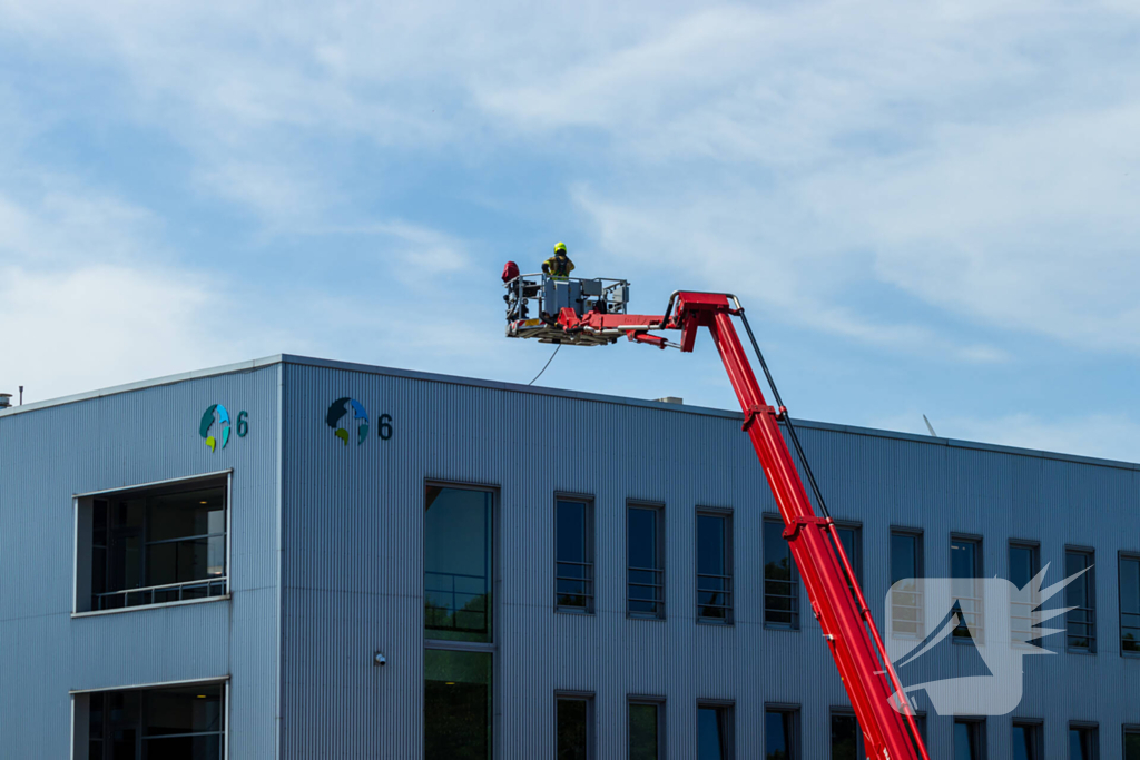 Kastbrand op dak snel geblust