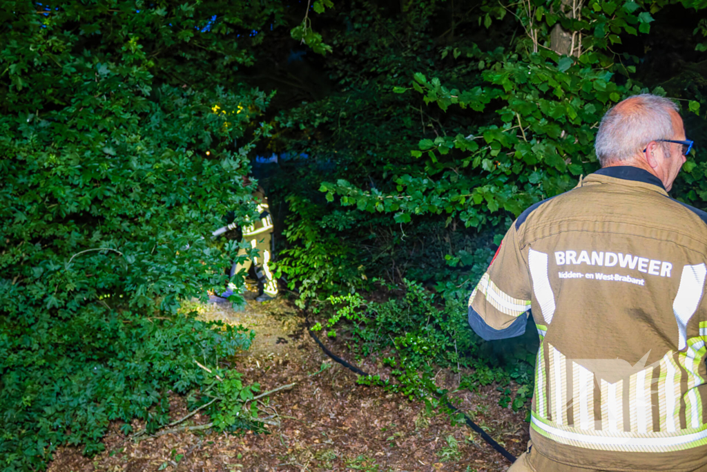 Fatbikers steken buitenbrand aan en ontsnappen