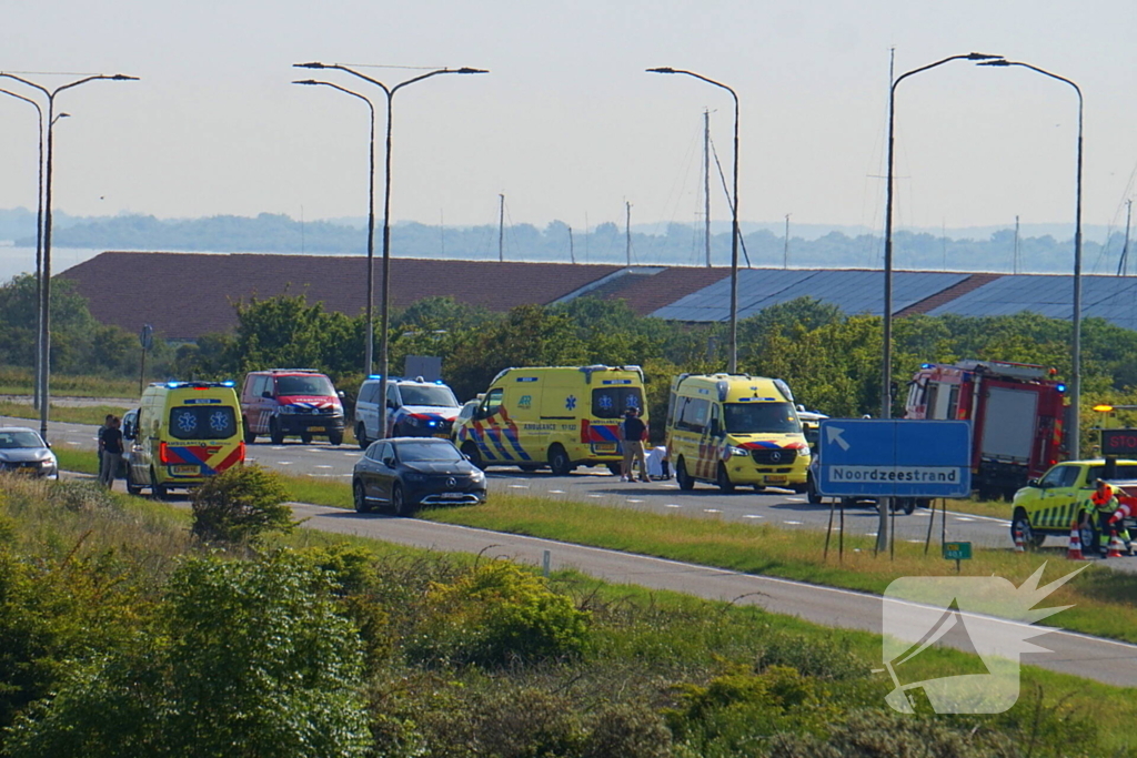 Auto belandt in bosjes na ongeval