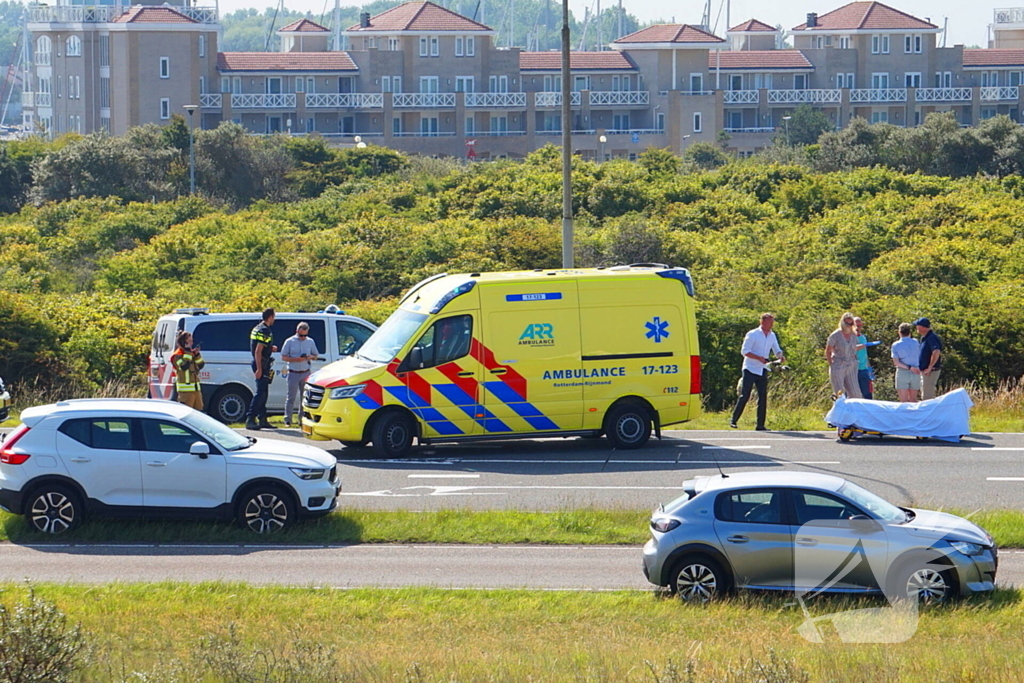 Auto belandt in bosjes na ongeval