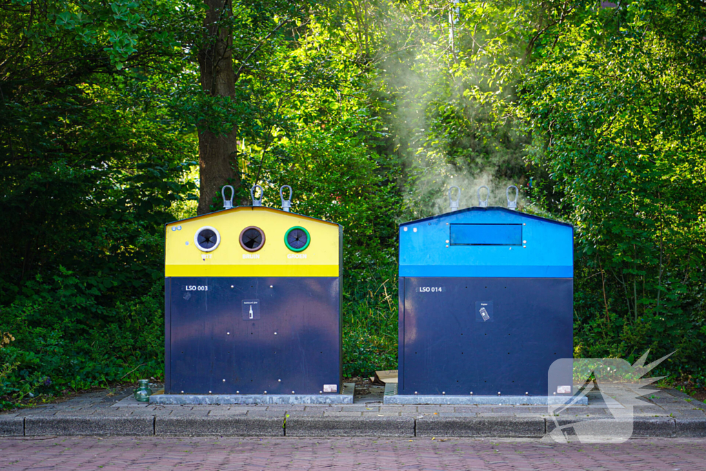 Kind ontdekt vuur in container
