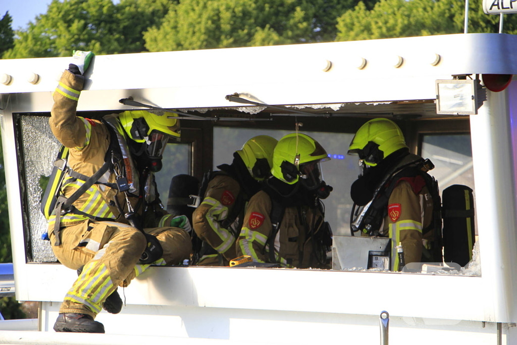 Flinke rookontwikkeling bij brand in schip