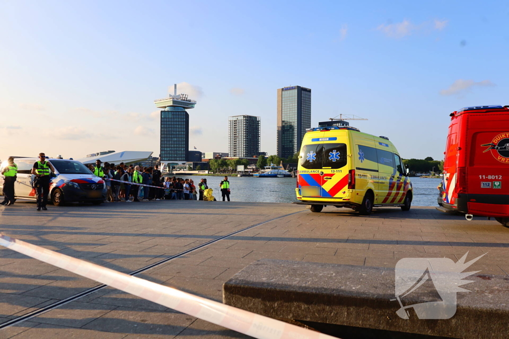 Zoekactie naar persoon te water in de hoofdstad