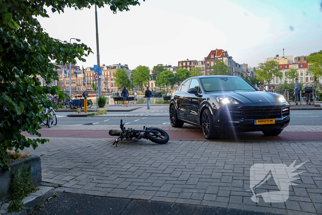 Twee gewonden bij steekincident na aanrijding