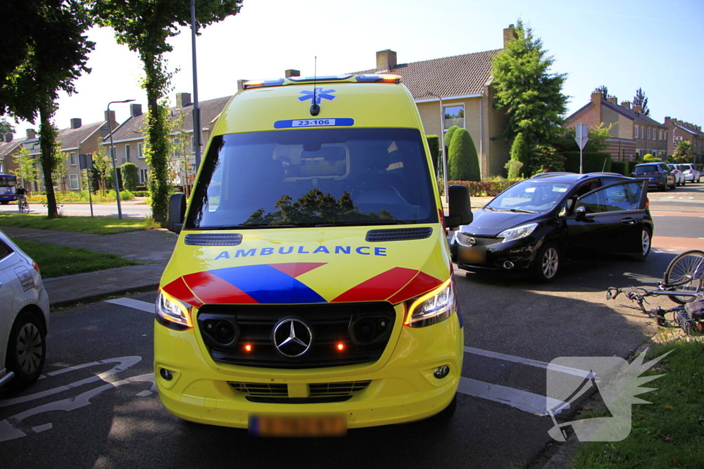 Fietser gewond bij aanrijding met auto
